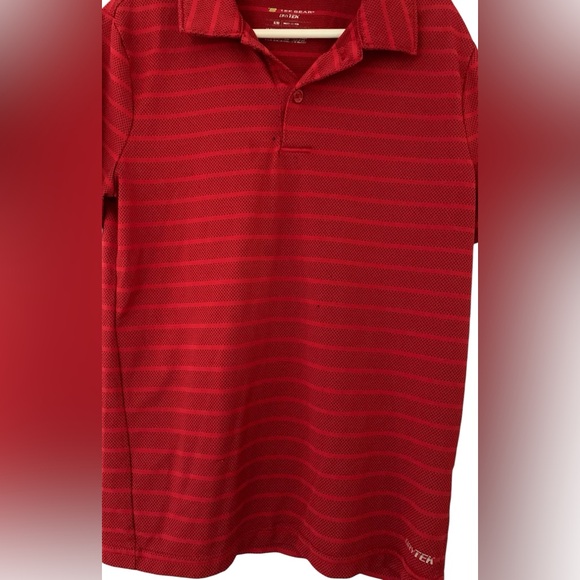Tek GEAR DryTEK Boys S(8) Red Active Short Sleeve Polo Shirt, Embossed Stripes - Picture 2 of 3